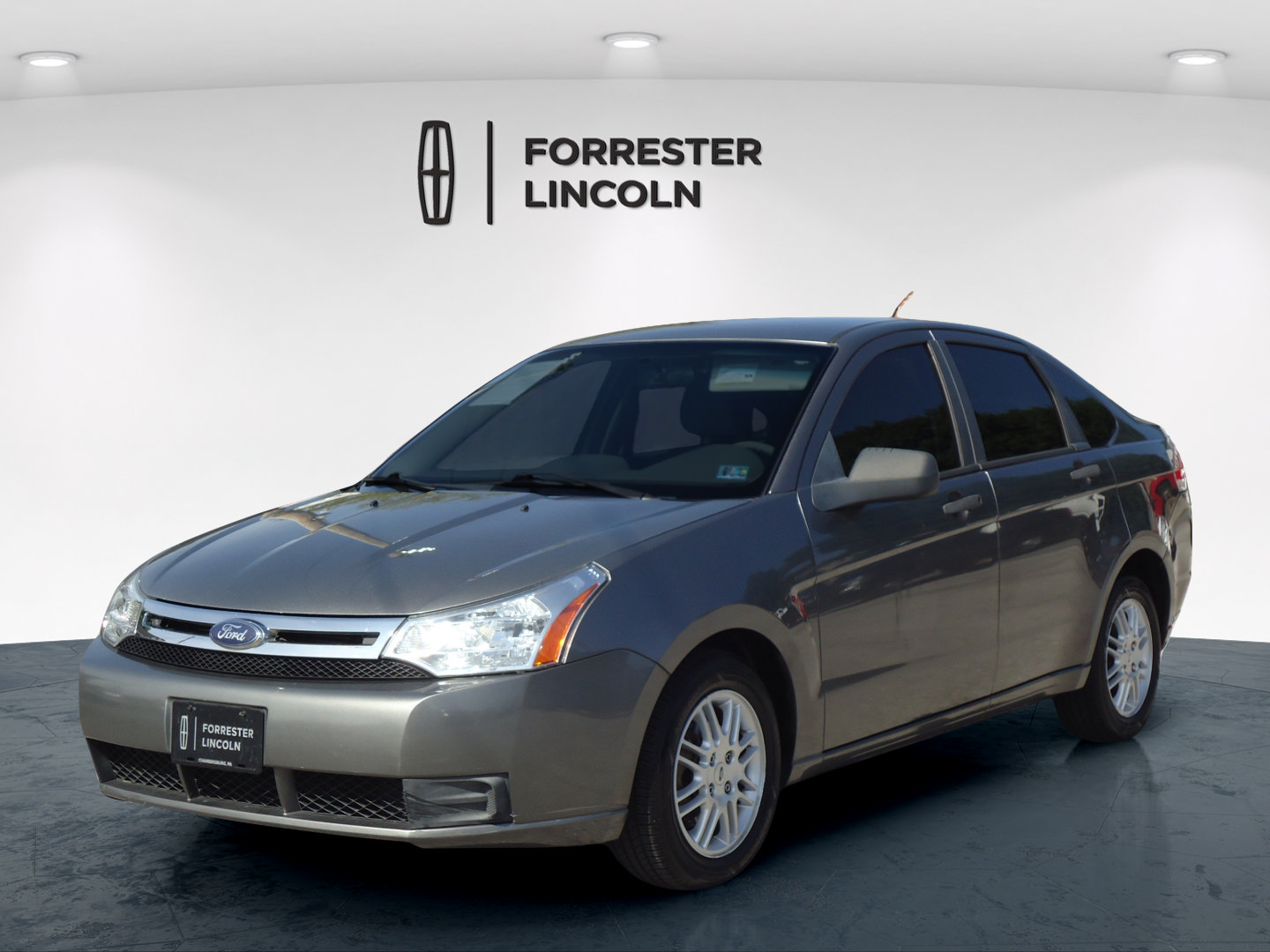 Used 2010 Ford Focus SE FWD image 7
