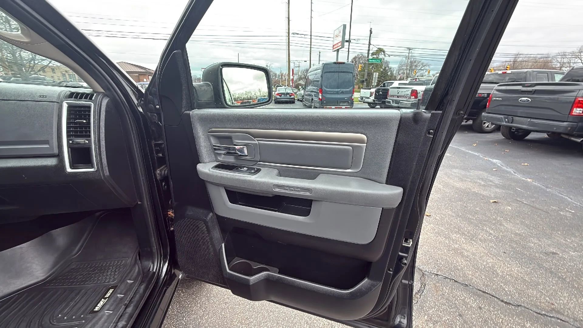 Used 2014 RAM 1500 Big Horn image 15