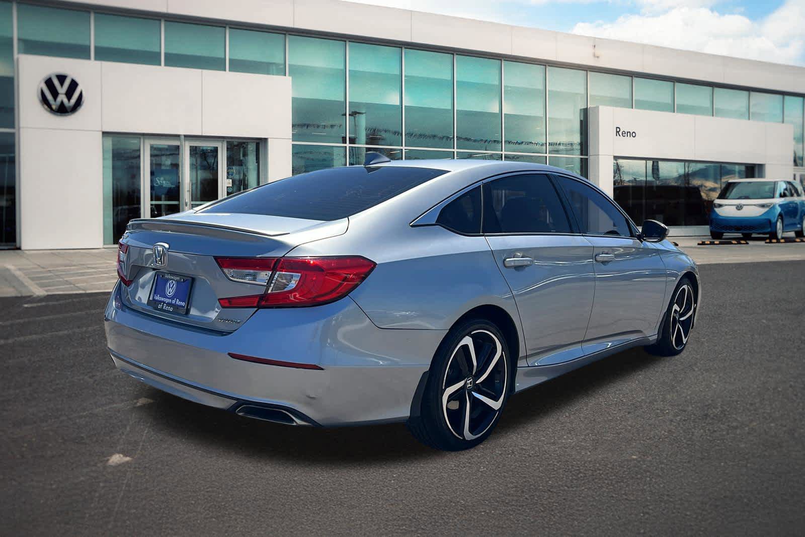 Used 2020 Honda Accord Sport image 5