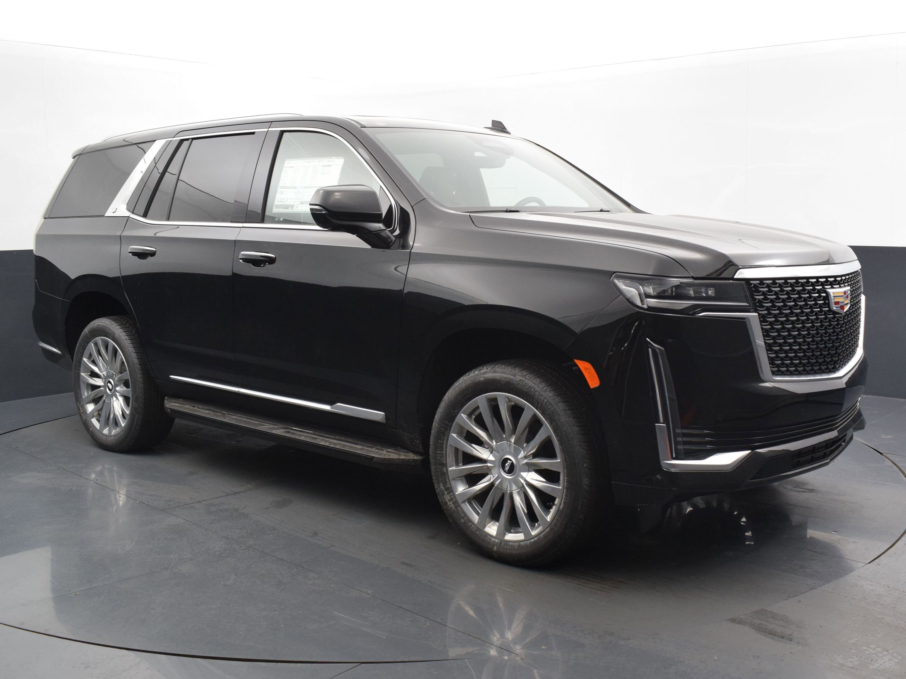 Used 2024 Cadillac Escalade Premium Luxury image 7