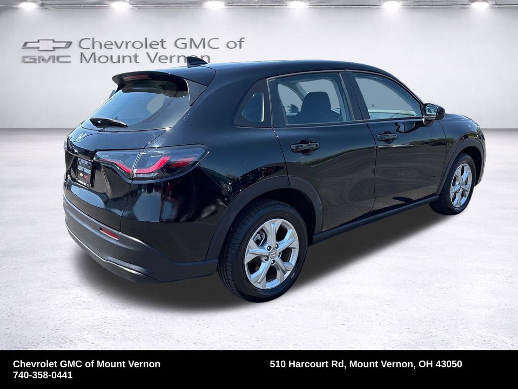 Used 2023 Honda HR-V LX image 5