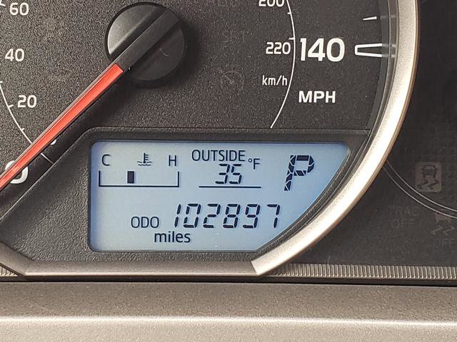 Used 2013 Toyota RAV4 XLE image 27