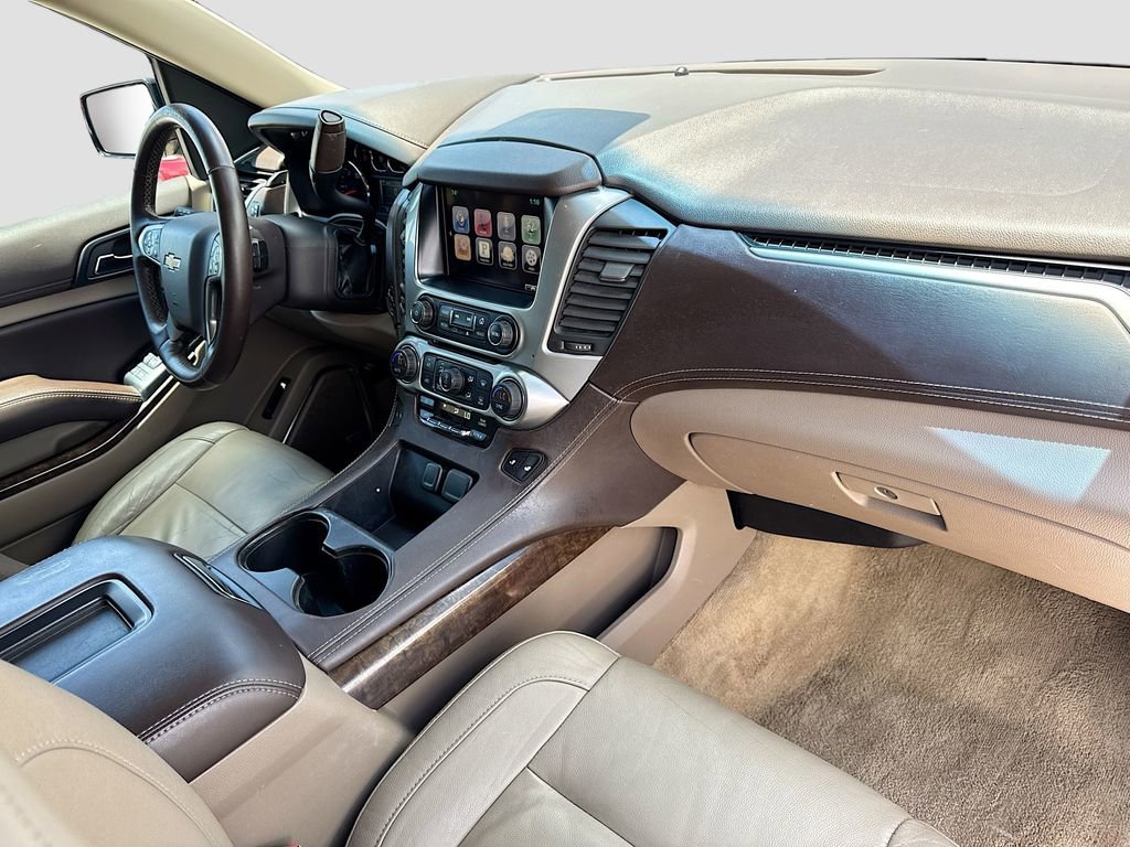 Used 2015 Chevrolet Suburban LT RWD image 38