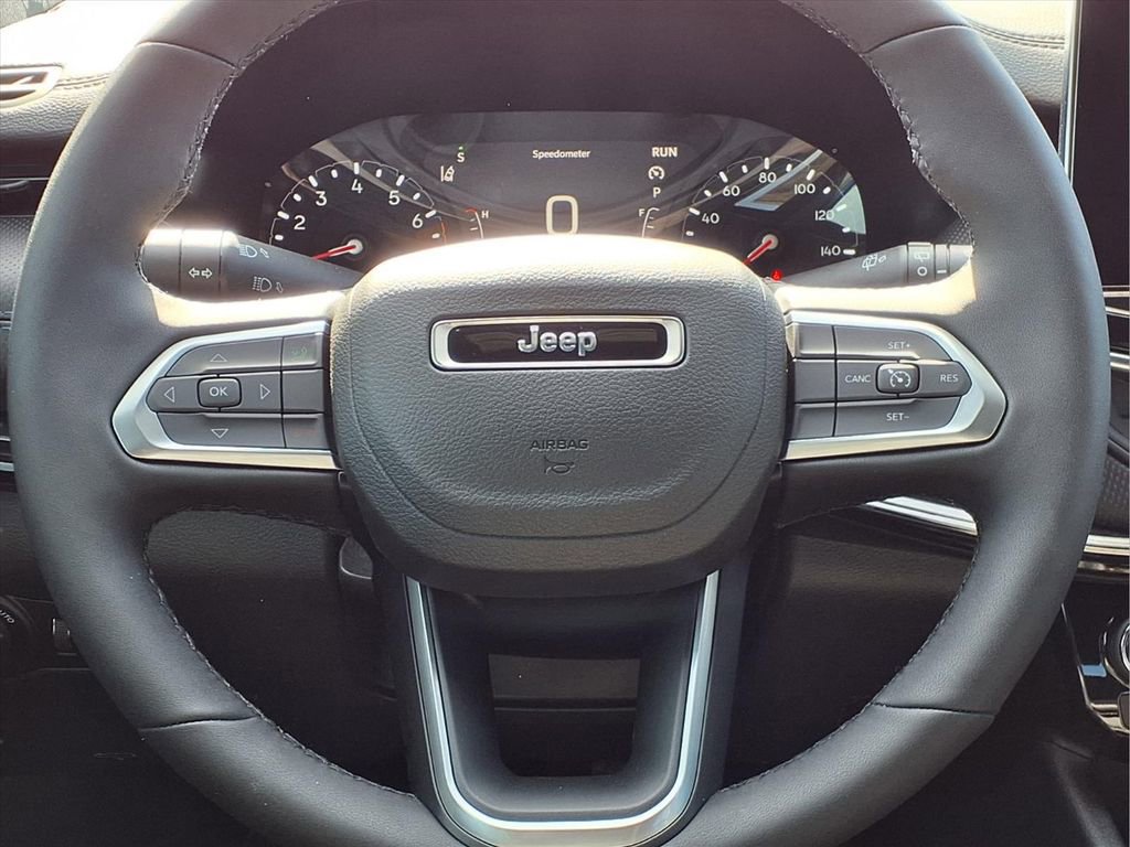 New 2026 Jeep Compass Latitude image 19