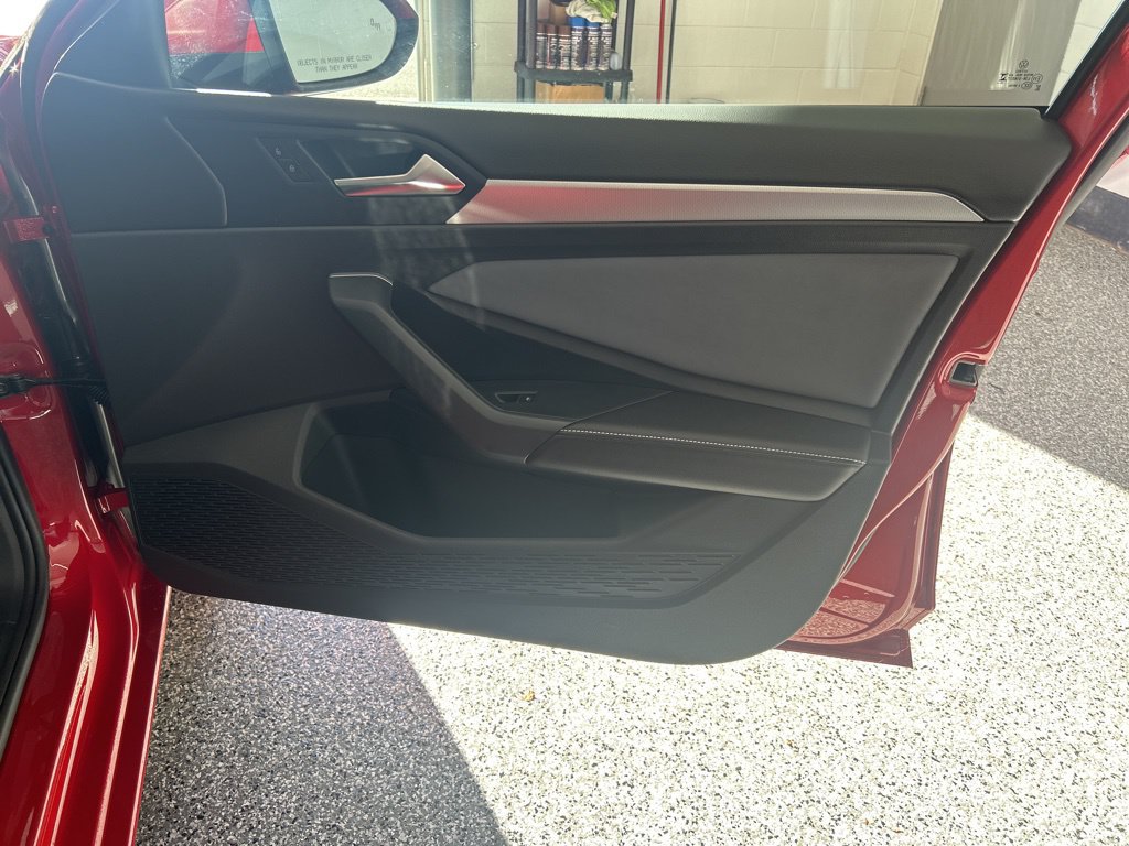 New 2026 Volkswagen Jetta SE FWD image 28