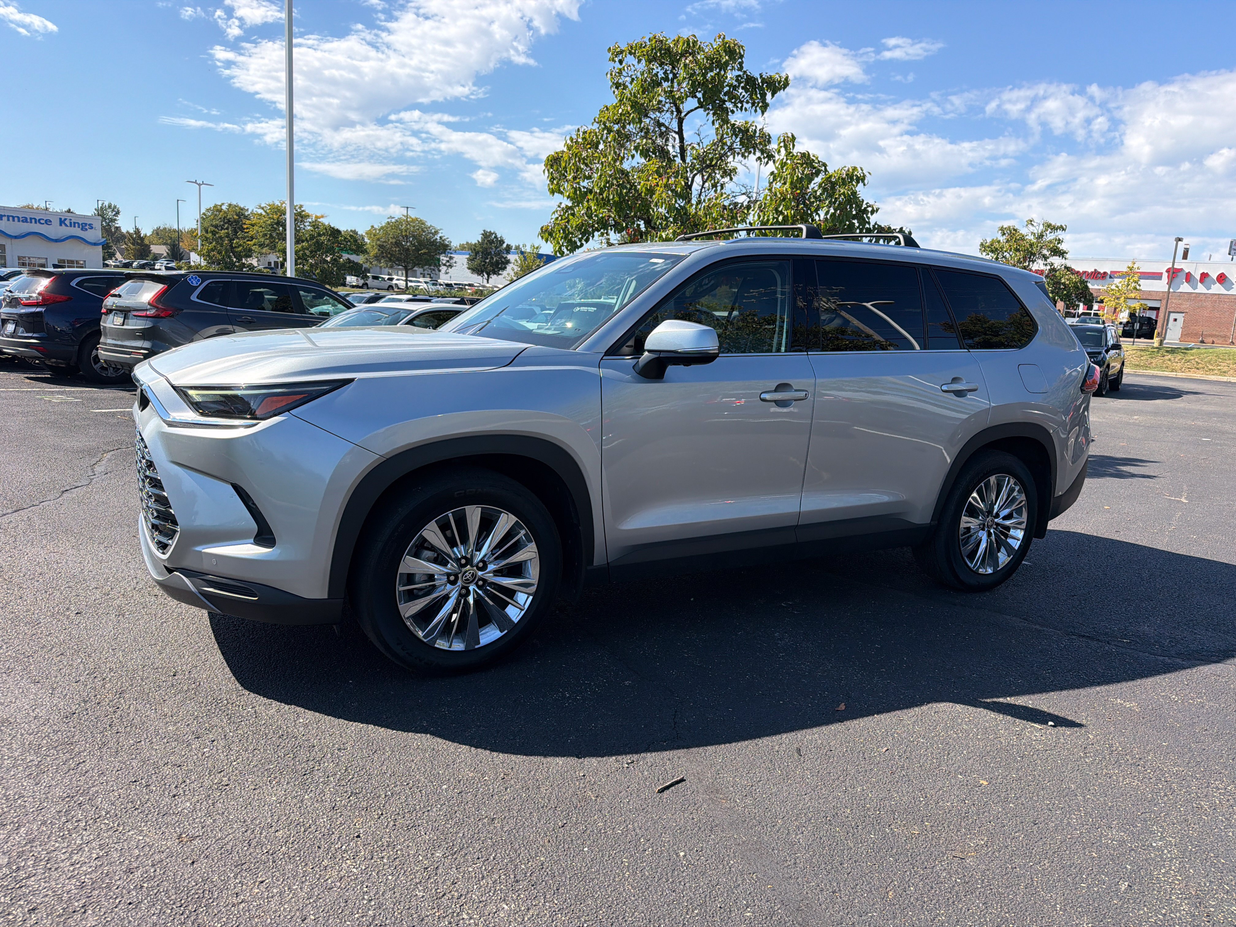 Used 2024 Toyota Grand Highlander AWD image 22