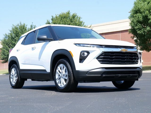 New 2026 Chevrolet TrailBlazer LS w/ LPO, Trailering Package