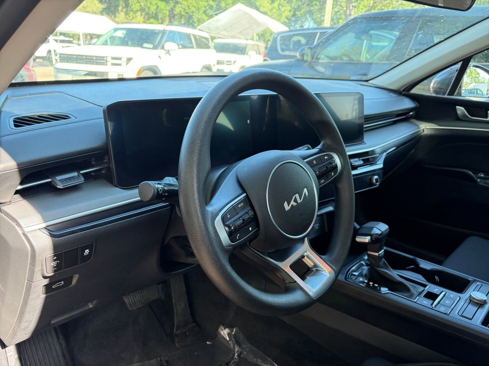 Used 2025 Kia K5 LXS image 30