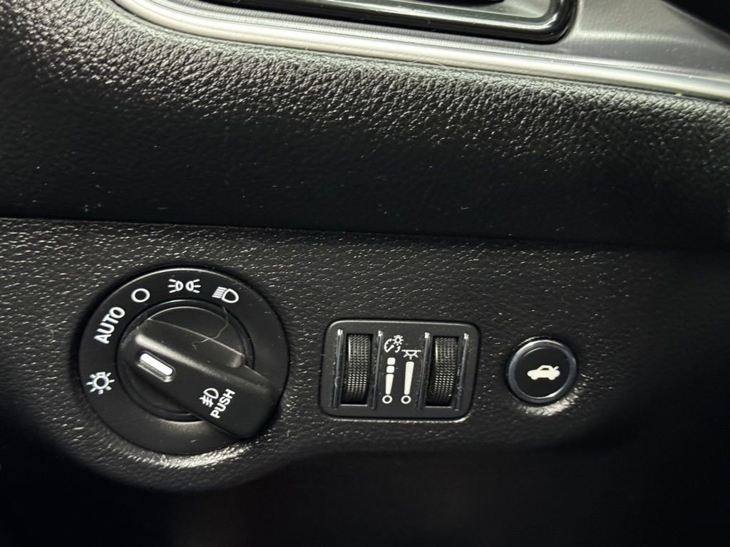Used 2019 Dodge Challenger GT w/ Blacktop Package RWD image 31