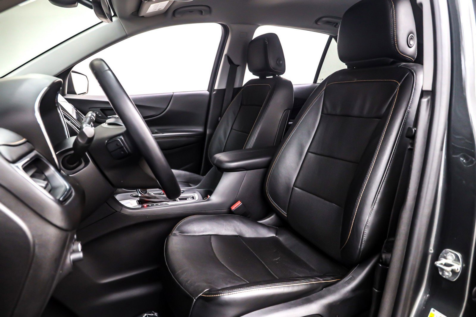 Used 2020 Chevrolet Equinox Premier image 16