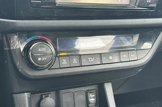 Used 2015 Toyota Corolla S FWD image 22