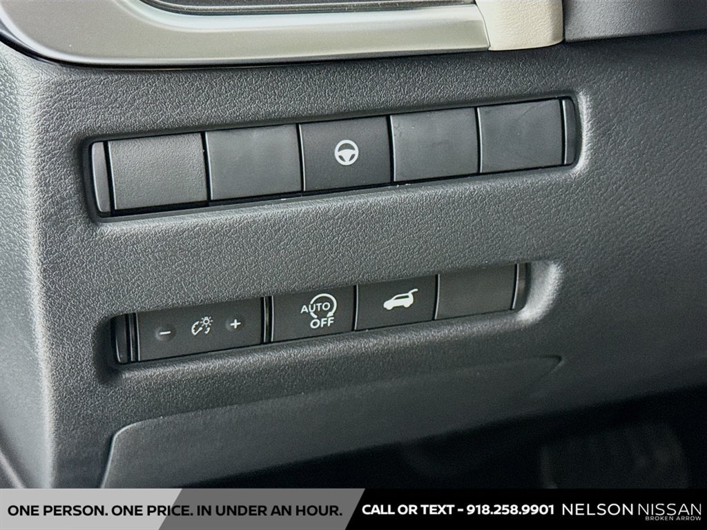 New 2026 Nissan Rogue Dark Armor FWD image 10