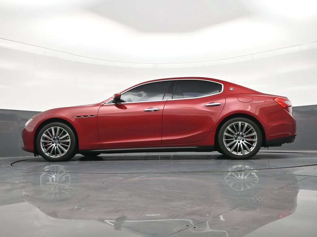 Used 2017 Maserati Ghibli w/ Luxury Package RWD image 23