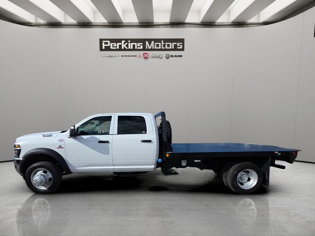 New 2026 RAM 5500 Tradesman w/ Chrome Appearance Group image 2