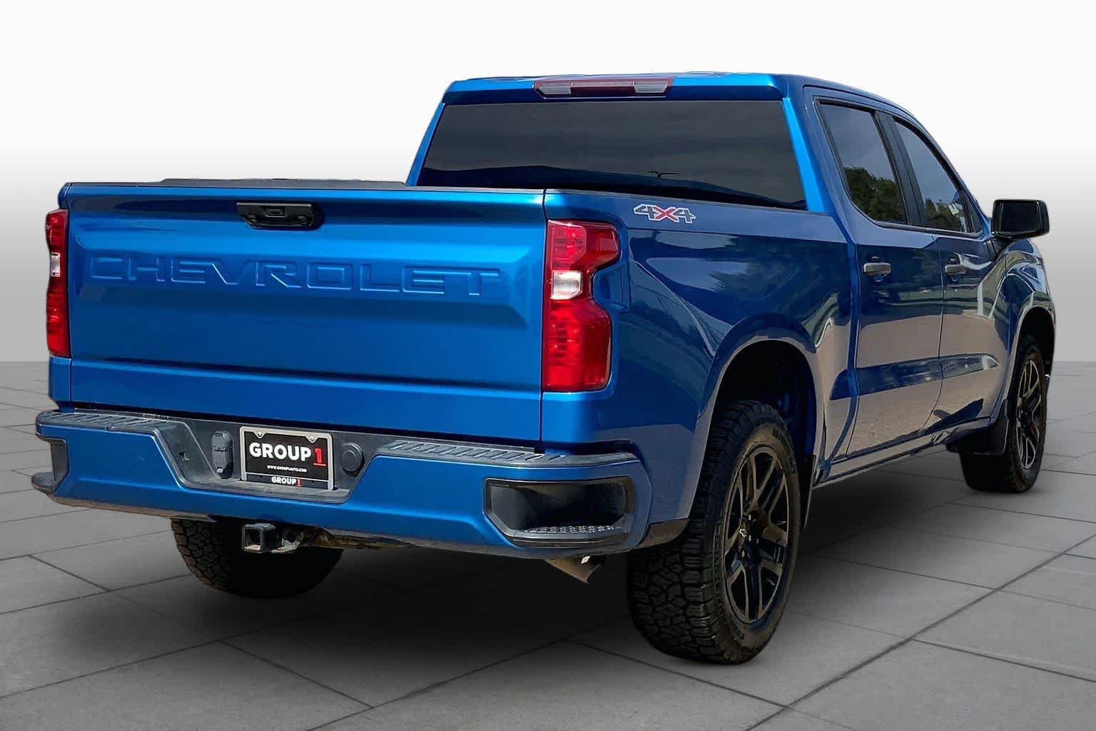 Certified 2022 Chevrolet Silverado 1500 Custom w/ LPO, Dark Essentials Package AWD/4WD image 13