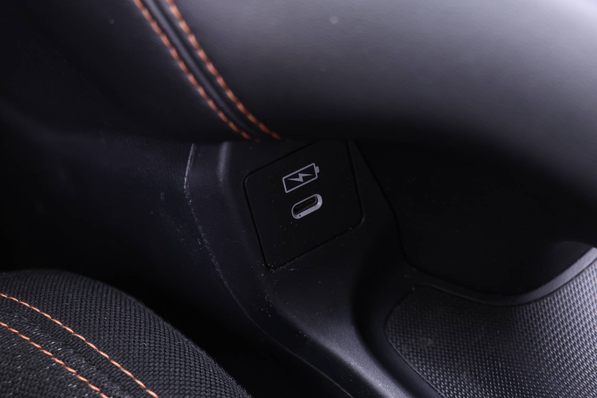 Certified 2024 Honda HR-V Sport image 9