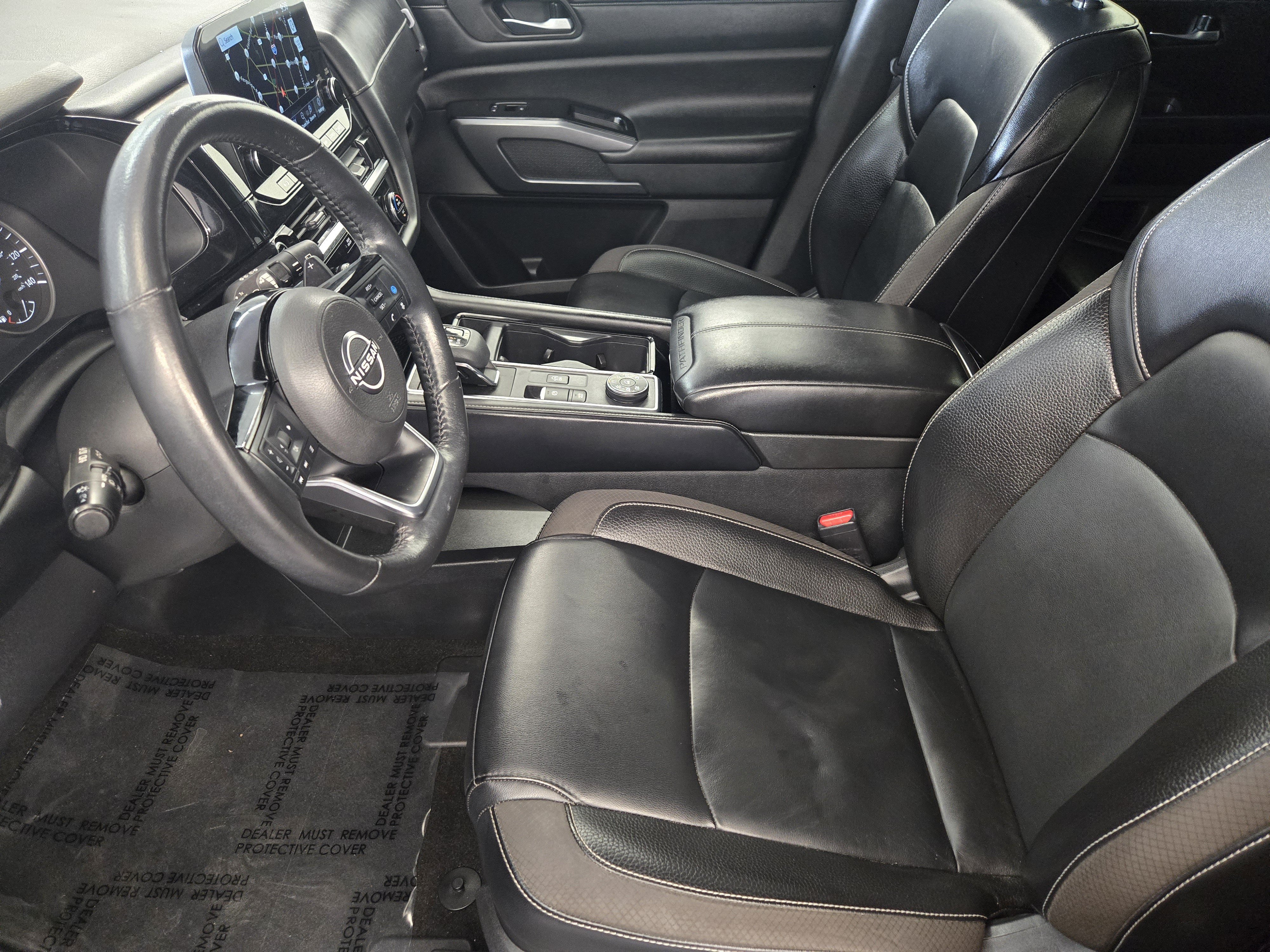Used 2022 Nissan Pathfinder SL AWD/4WD image 14