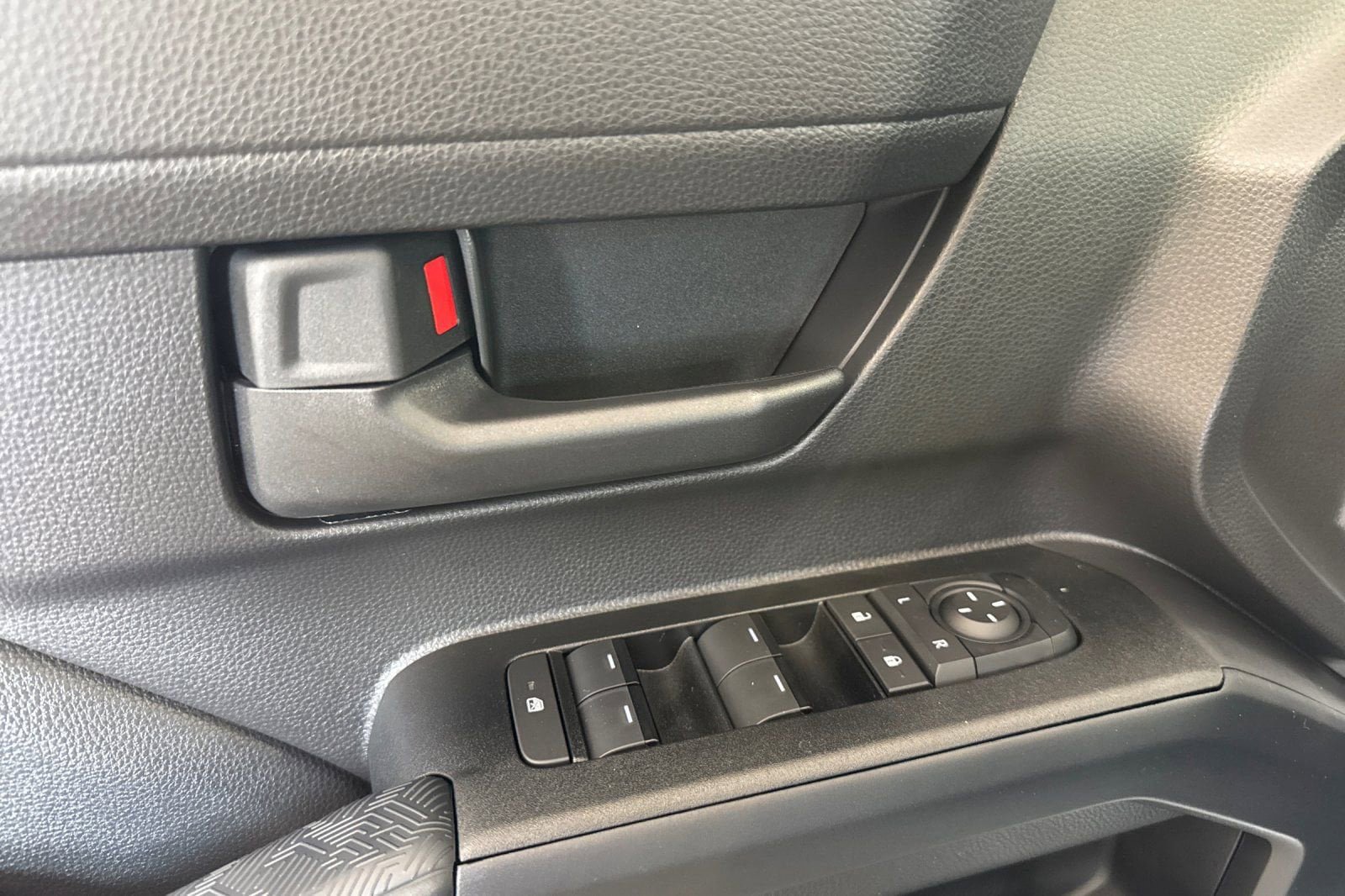 New 2026 Toyota 4Runner SR5 AWD/4WD image 11