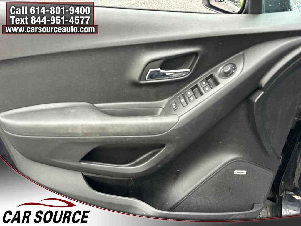 Used 2015 Chevrolet Trax LTZ AWD/4WD image 12