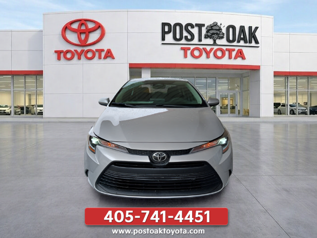 New 2027 Toyota Corolla LE FWD image 9