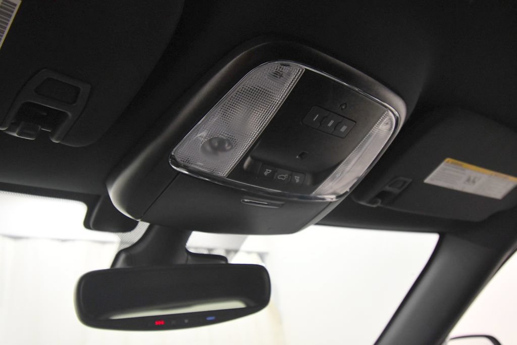Used 2021 Jeep Grand Cherokee Altitude AWD/4WD image 29
