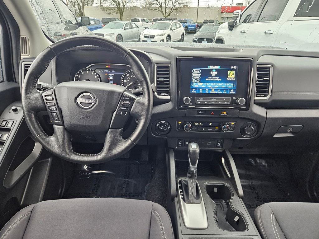 Used 2024 Nissan Frontier SV w/ SV Convenience Package image 28