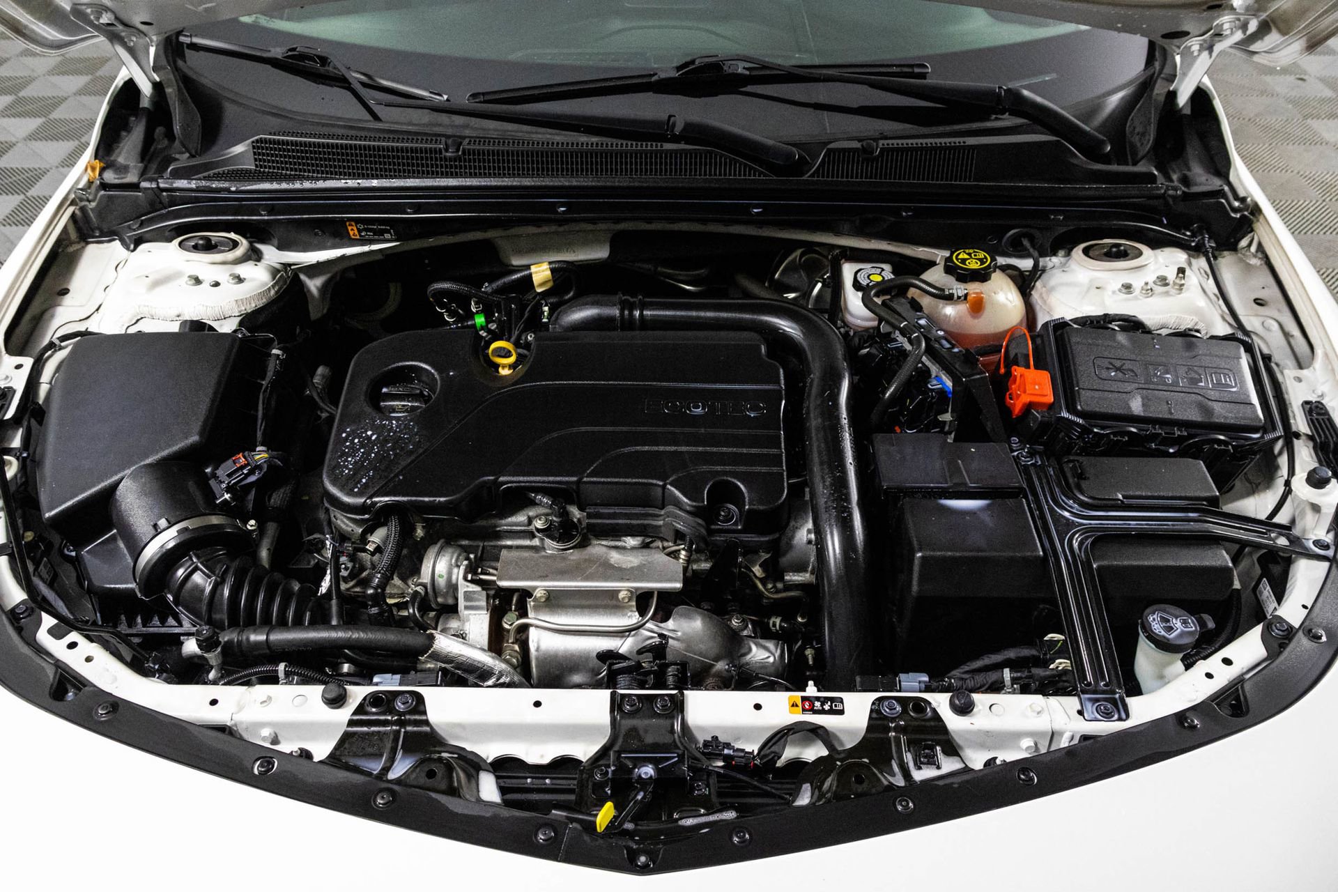 Used 2020 Chevrolet Malibu LS image 45