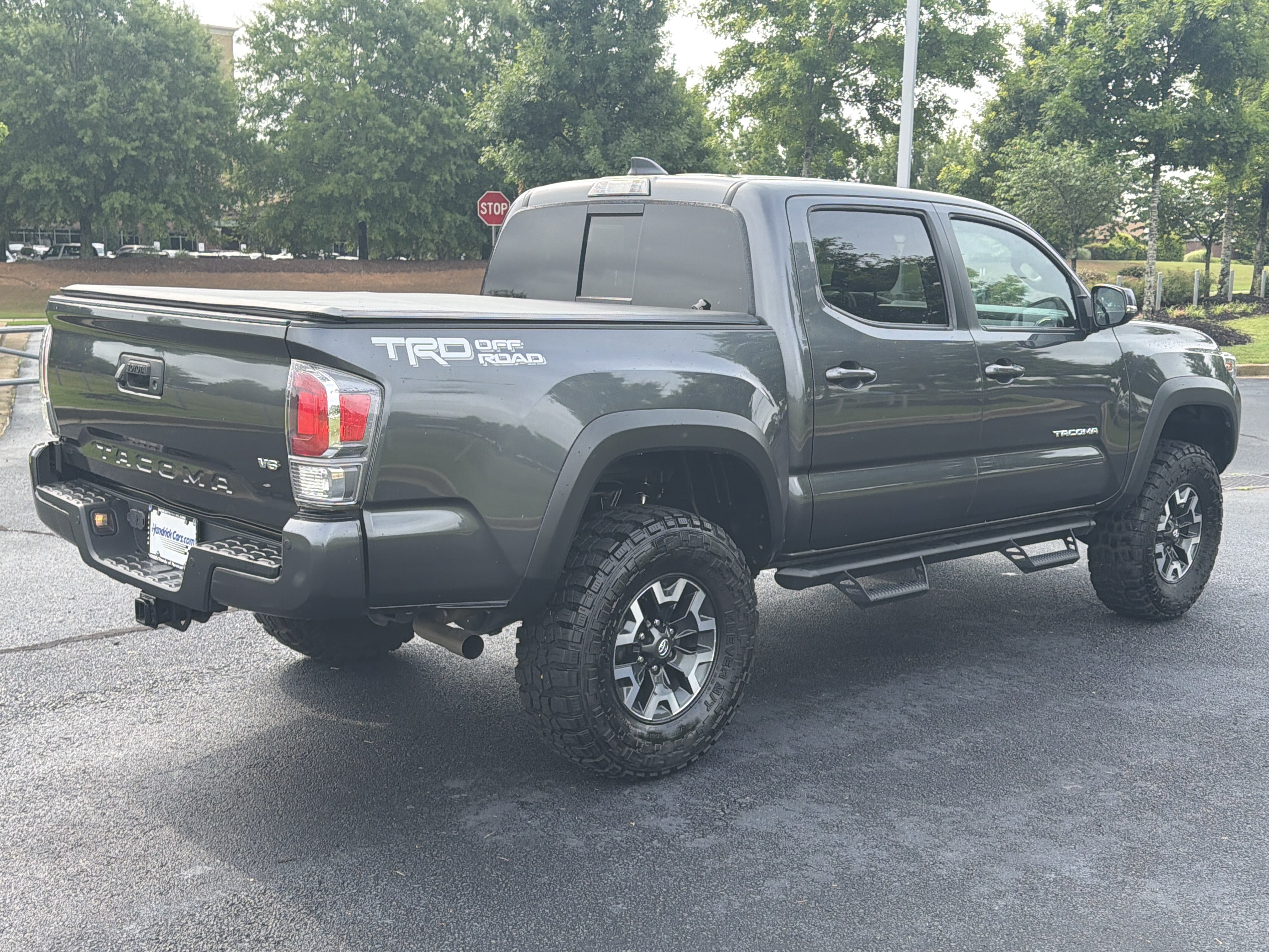 Used 2022 Toyota Tacoma TRD Off-Road w/ Technology Package RWD image 9
