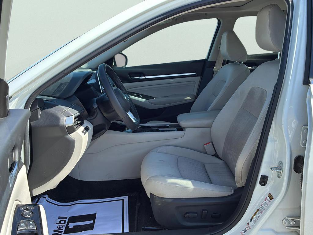 Used 2020 Nissan Altima 2.5 SV image 33