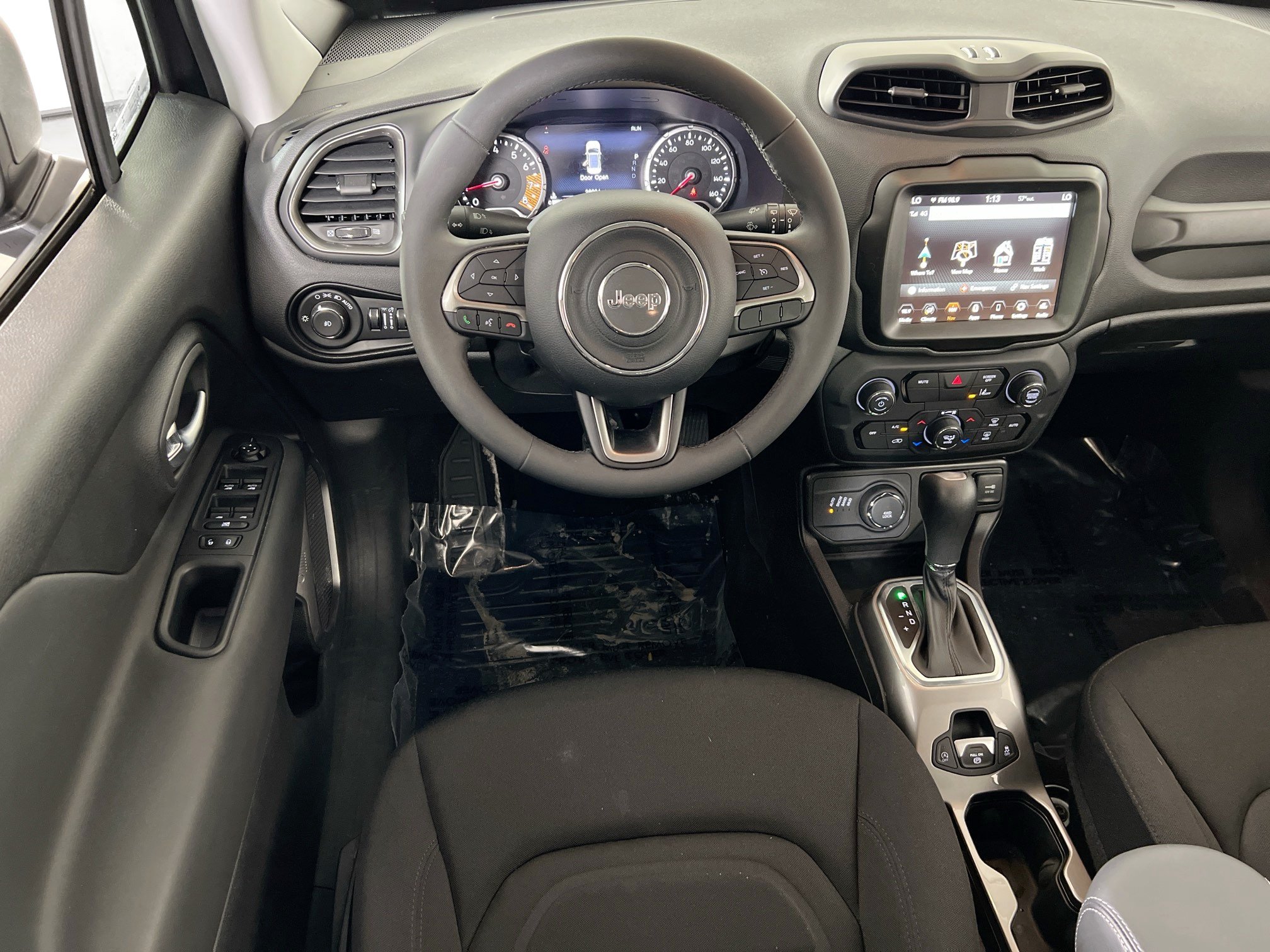 Used 2022 Jeep Renegade Latitude AWD/4WD image 21