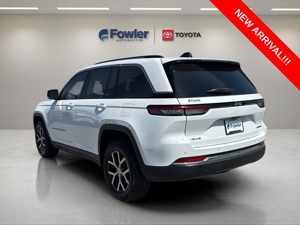 Used 2023 Jeep Grand Cherokee Limited image 5
