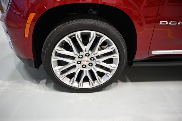 New 2026 GMC Yukon XL Denali w/ Sun & Power Step Package AWD/4WD image 35