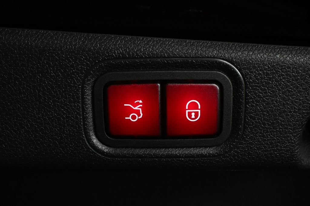 Certified 2022 Mercedes-Benz E 350 Sedan image 30