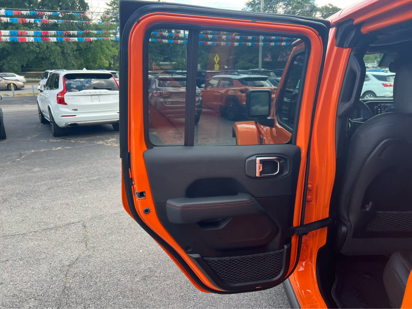 New 2025 Jeep Gladiator Rubicon image 11