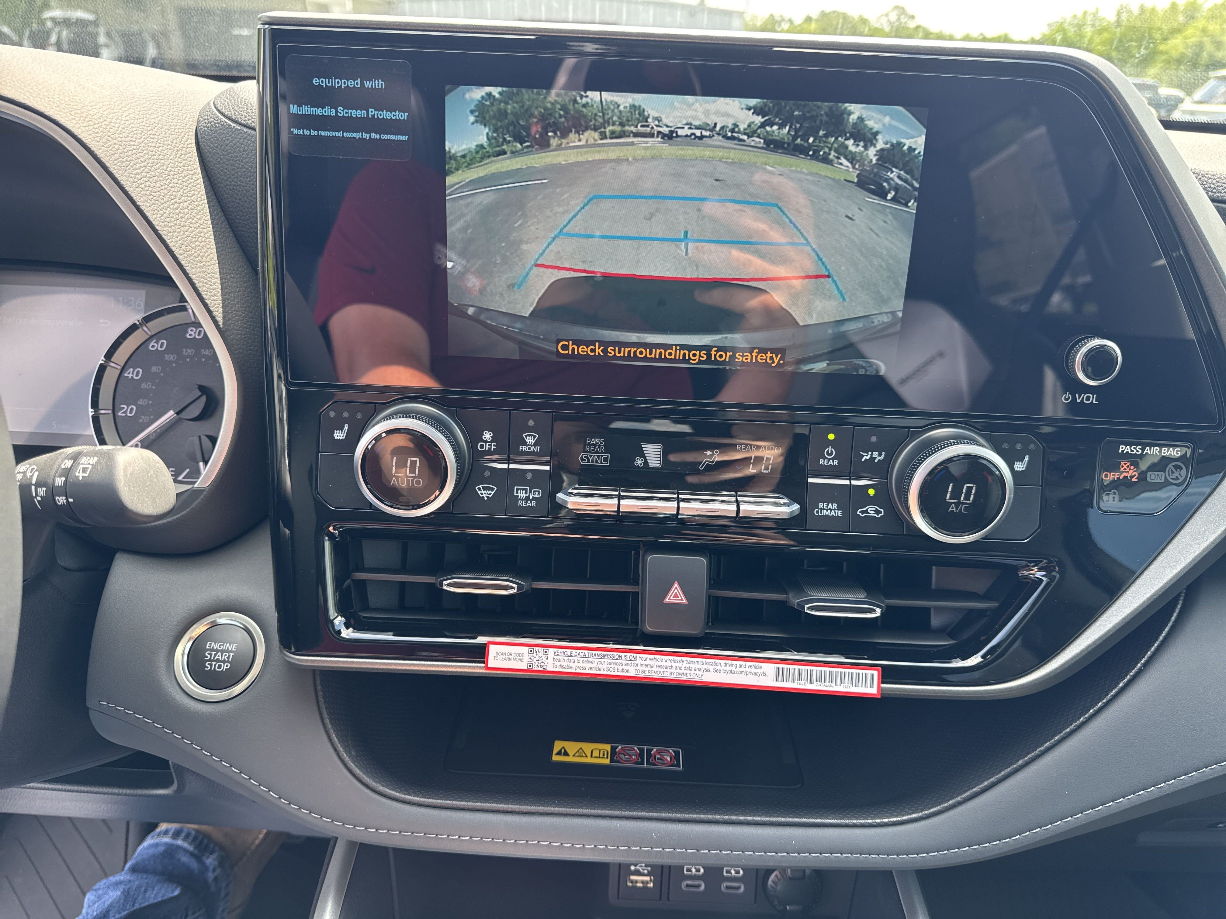 New 2025 Toyota Highlander XLE FWD image 20