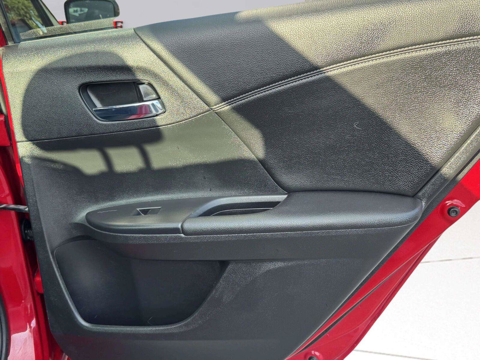 Used 2016 Honda Accord Sport image 35