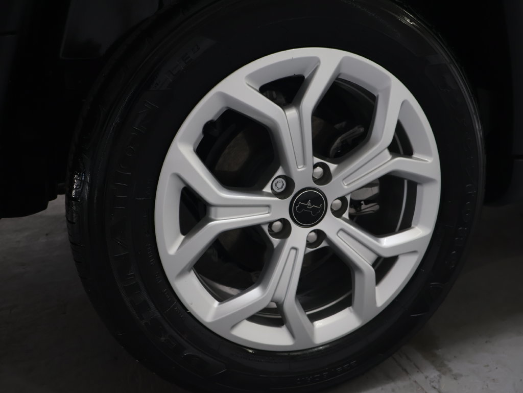 Used 2025 Jeep Compass Sport AWD/4WD image 32
