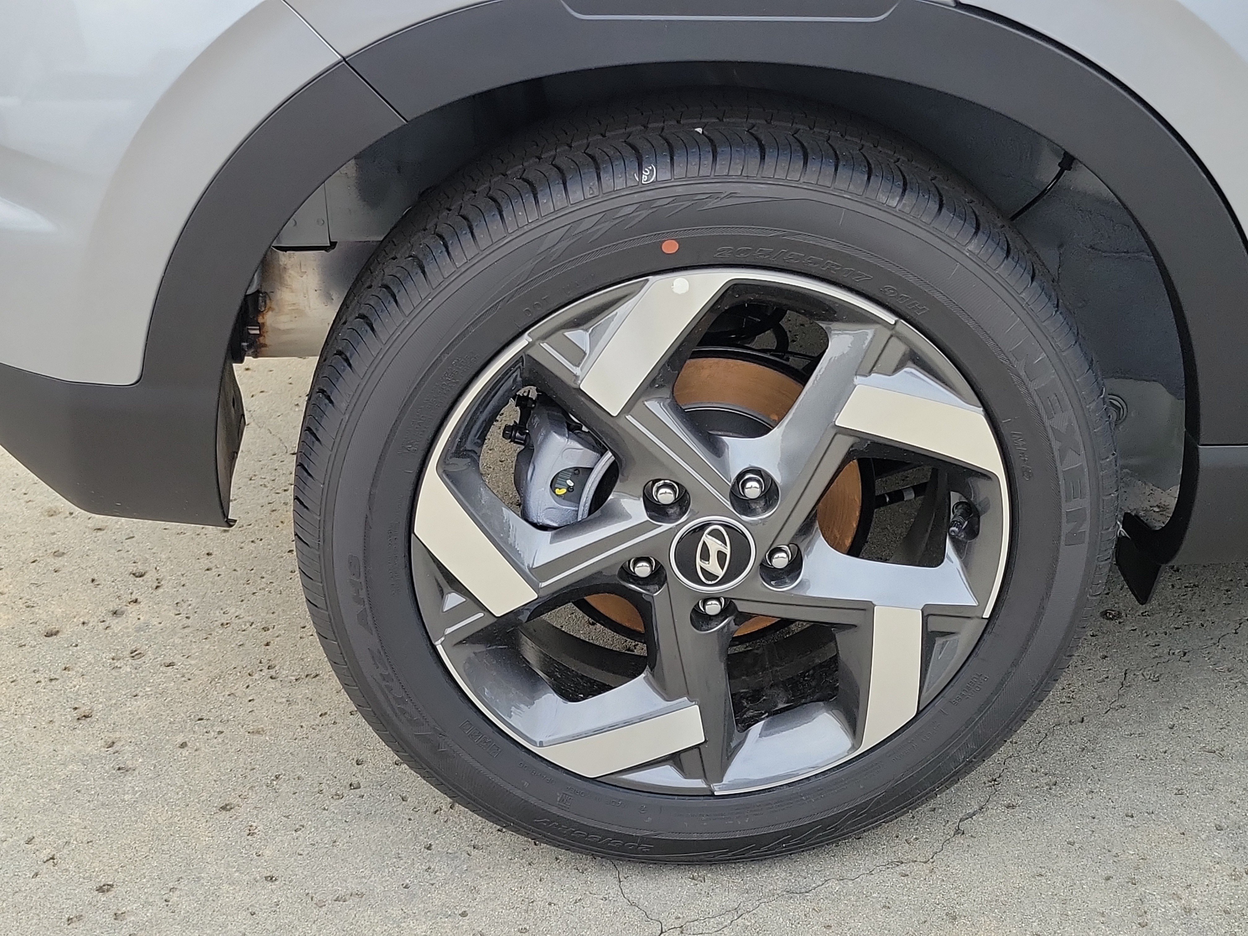 New 2026 Hyundai Venue SEL FWD image 3