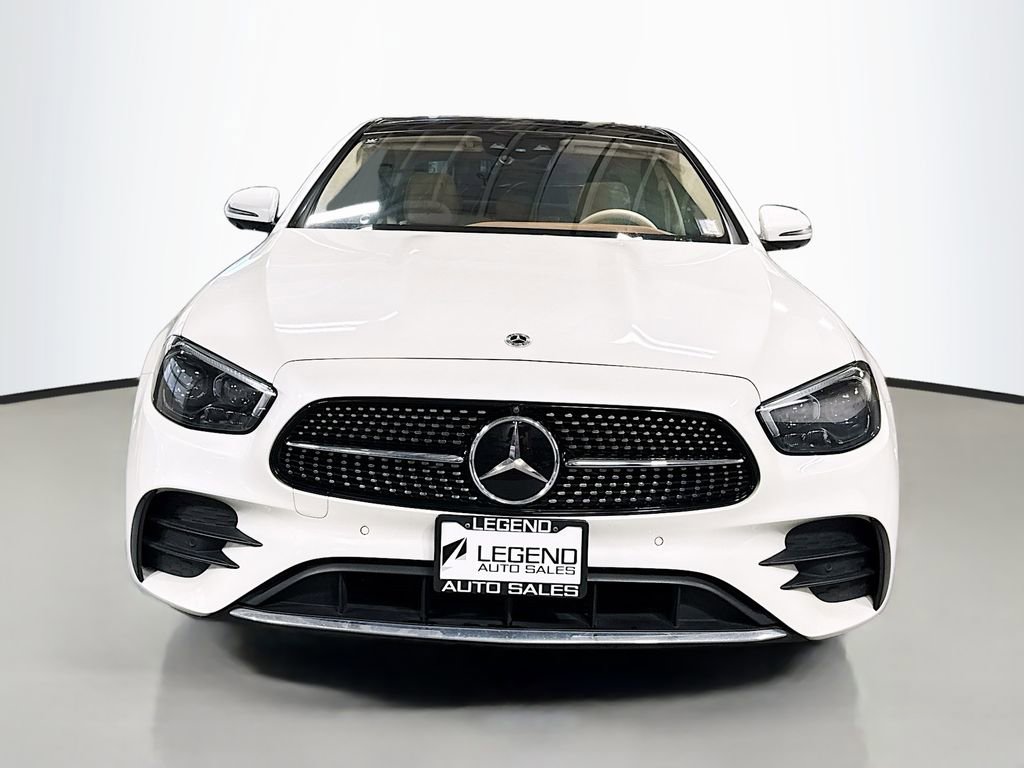 Used 2022 Mercedes-Benz E 450 4MATIC Sedan image 2