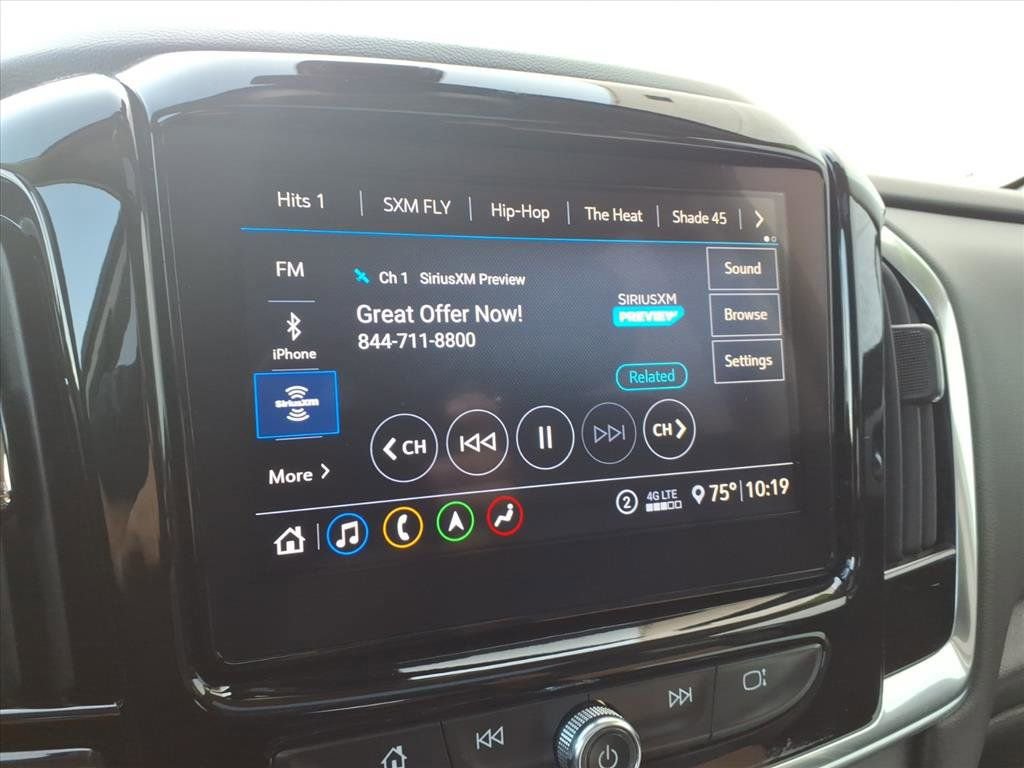 Used 2021 Chevrolet Traverse LT w/ LT Premium Package image 21