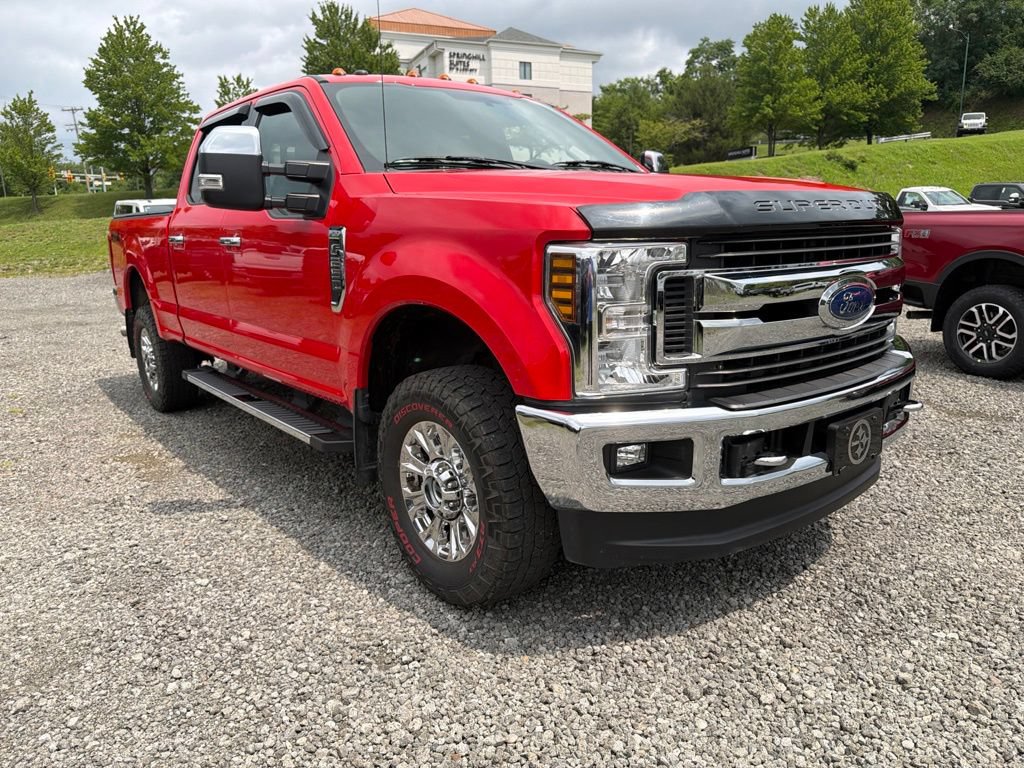 Used 2018 Ford F250 XLT w/ XLT Premium Package AWD/4WD image 6