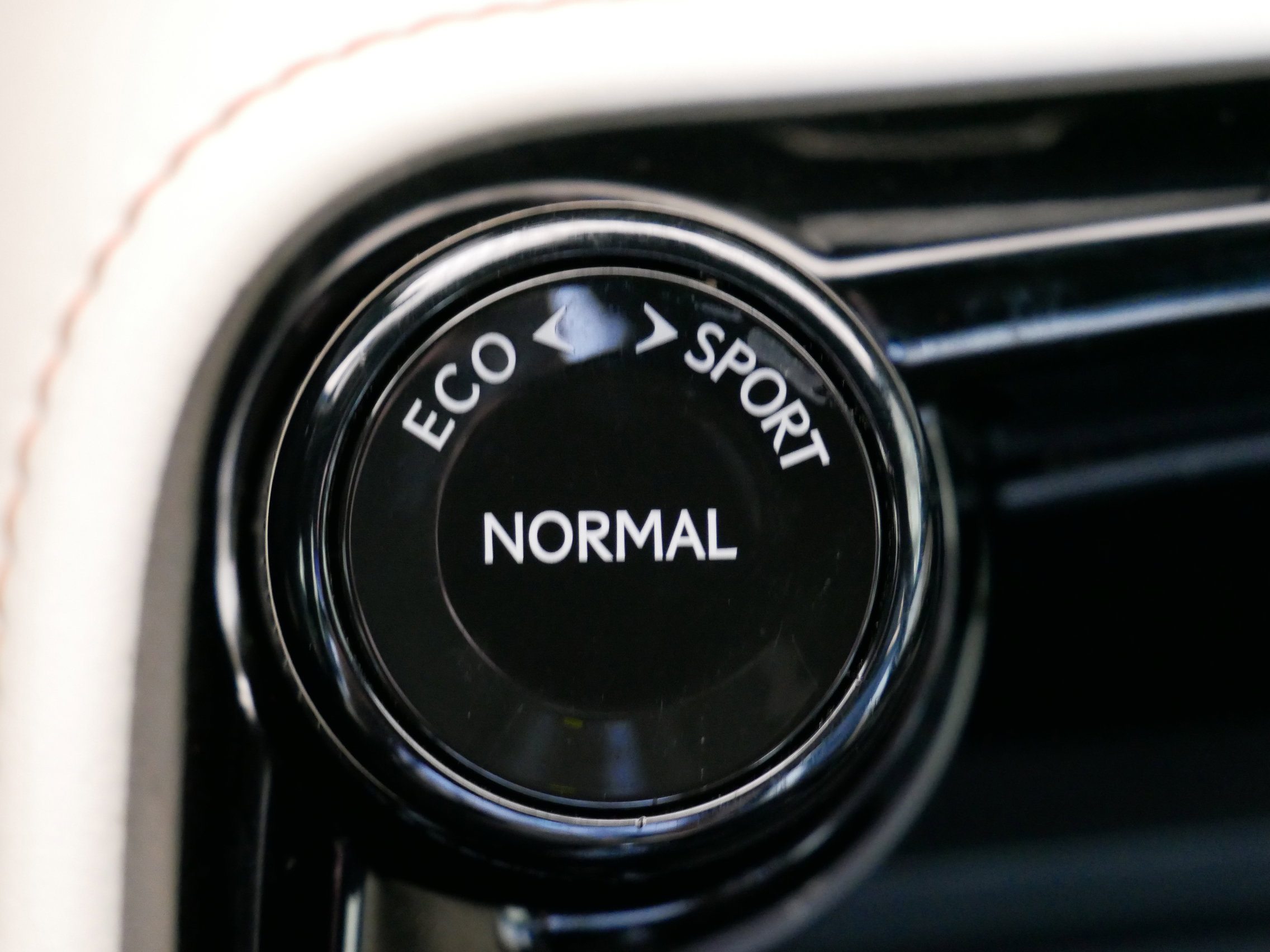 Used 2024 Lexus NX 250 FWD image 32