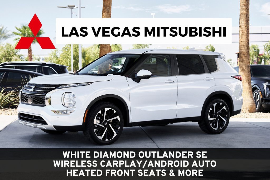 Used 2024 Mitsubishi Outlander SE image 1