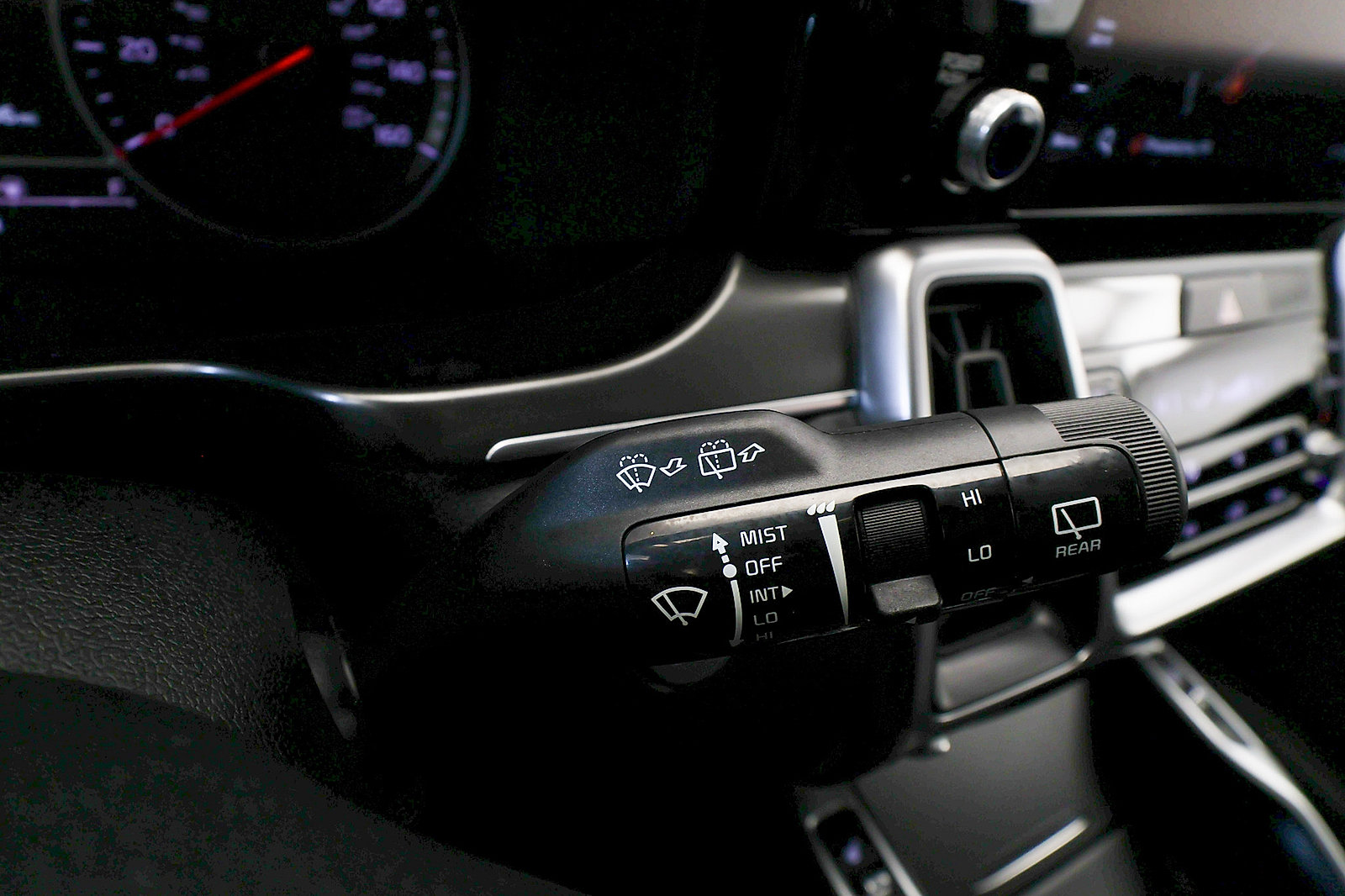 Used 2022 Kia Sorento S w/ Panoramic Sunroof Package FWD image 32