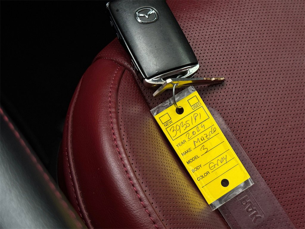 Used 2024 MAZDA MAZDA3 s image 35