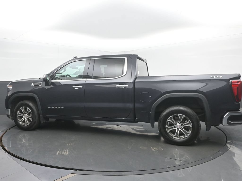 Used 2025 GMC Sierra 1500 SLT AWD/4WD image 3