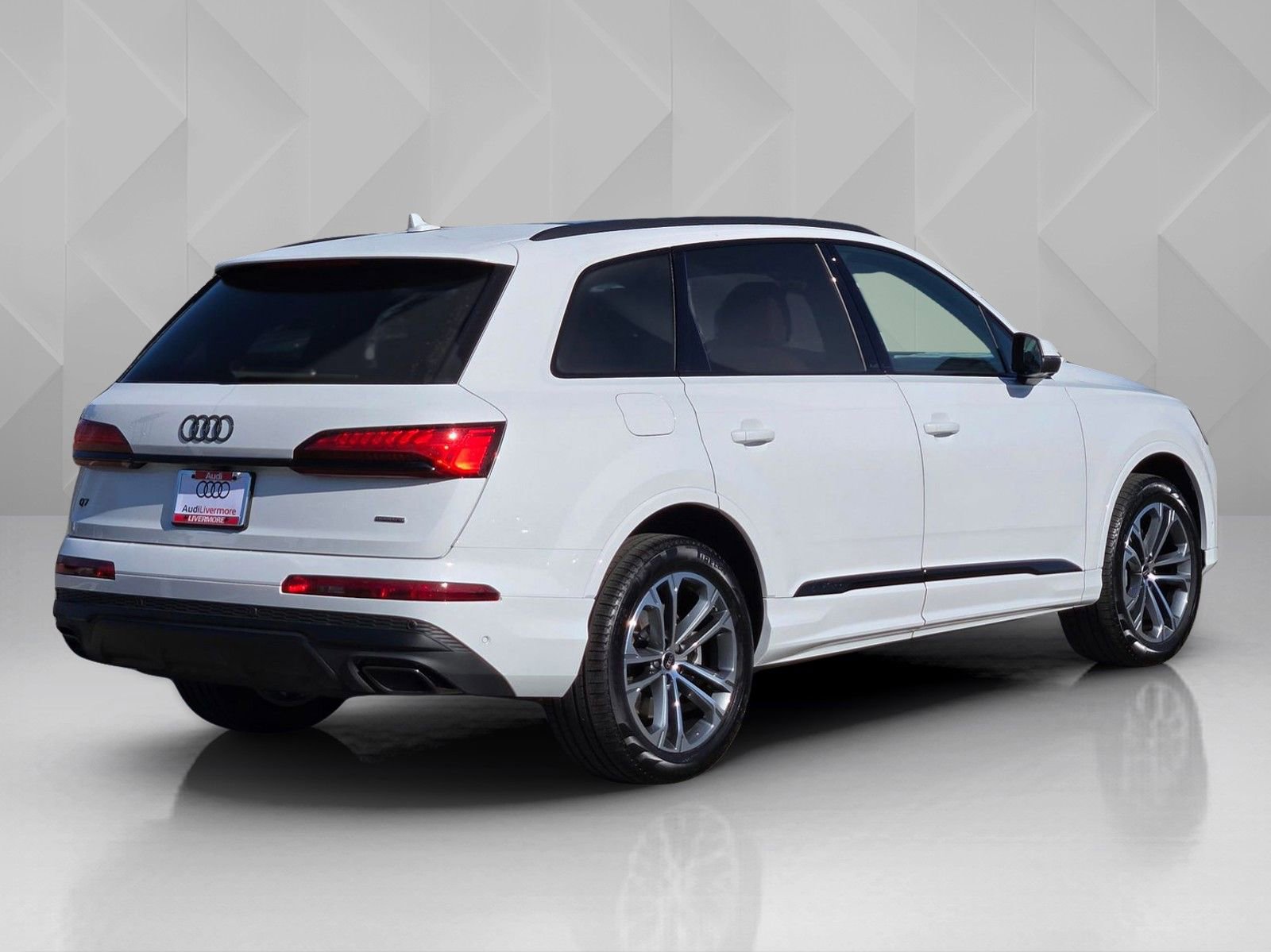 New 2026 Audi Q7 2.0T Premium Plus AWD/4WD image 6