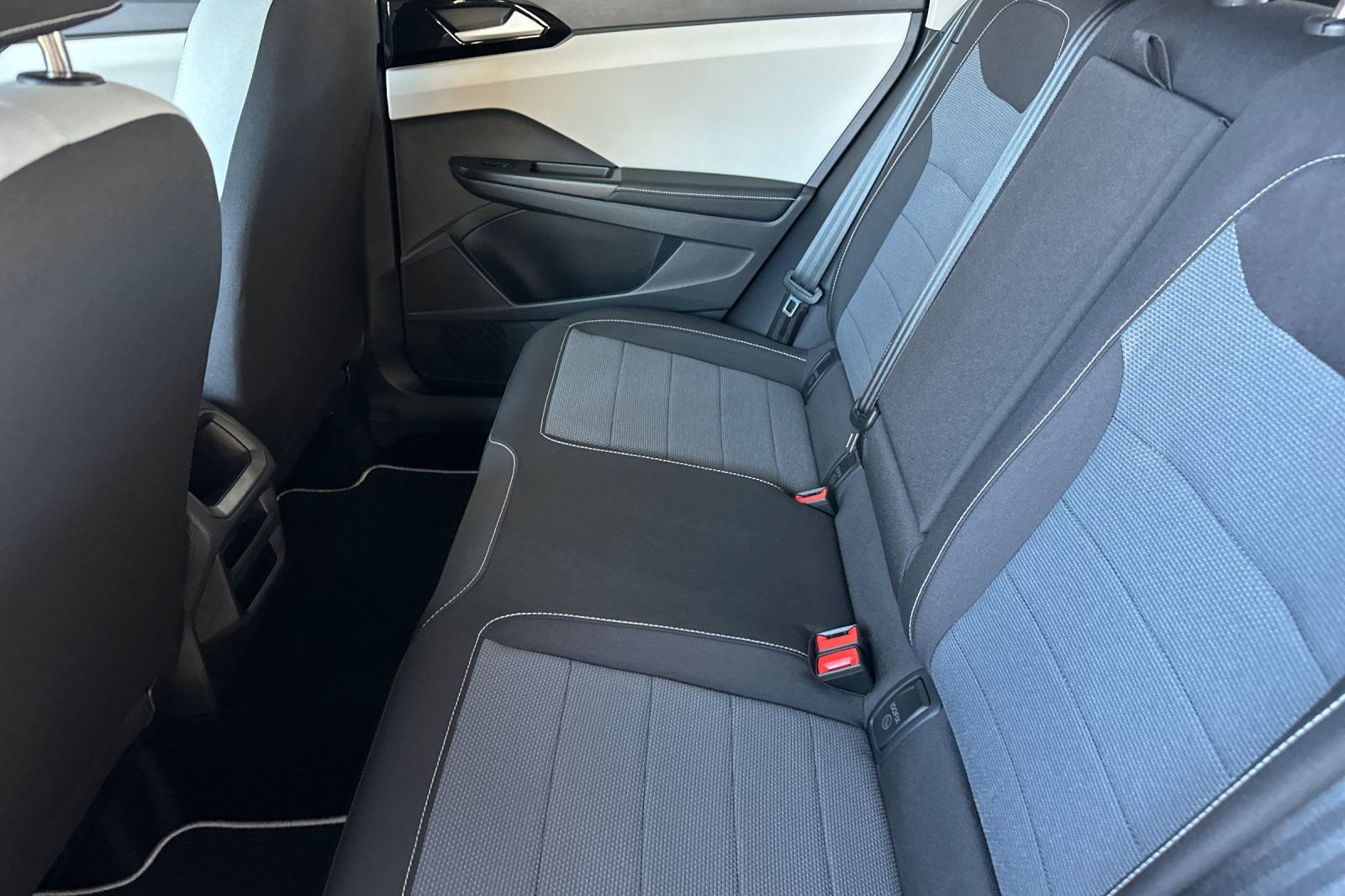 New 2026 Volkswagen Taos S FWD image 10
