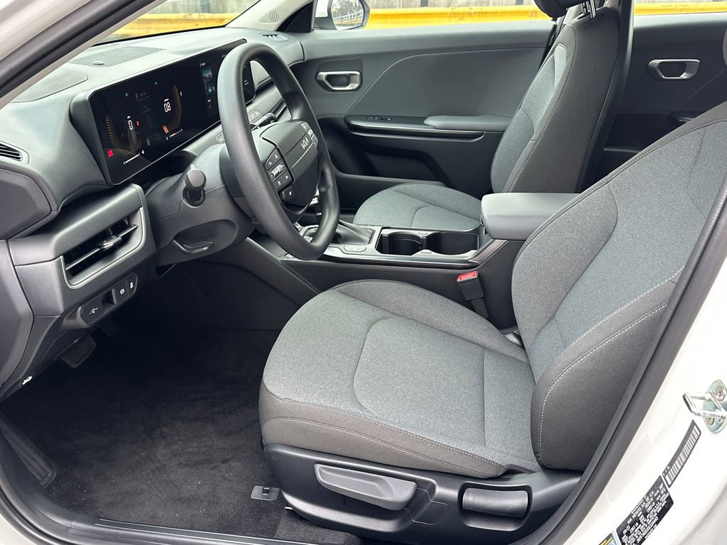 New 2025 Kia K4 FWD image 15