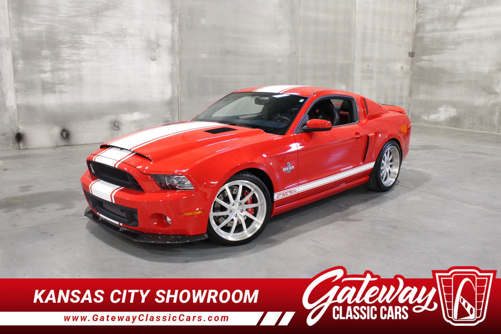 Used 2013 Ford Mustang Shelby GT500 w/ Electronics Pkg image 1